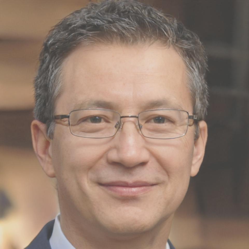 Instructor portrait for fundamental analysis program